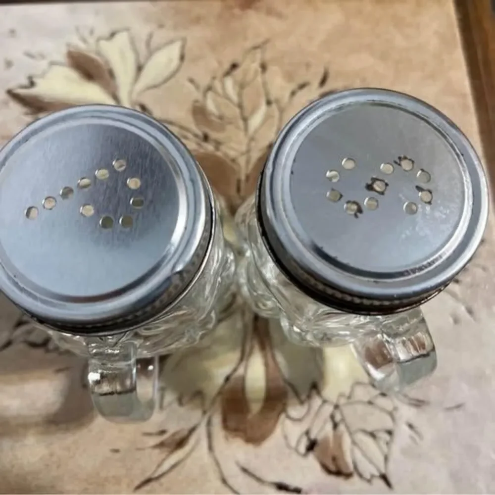 Skull Salt And Pepper Glass Shakers